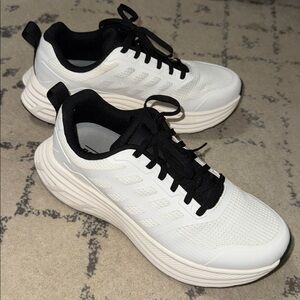 TIKTOK viral White and Black Athletic Sneakers